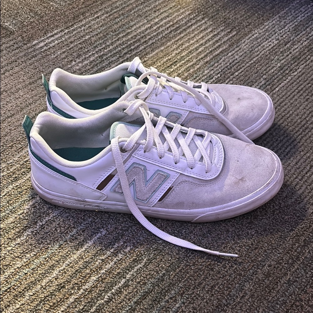 New Balance White and Teal Sneakers
